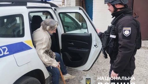 Поліція показала, як проходить евакуація цивільних з Куп’янського району