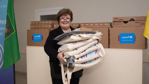ЮНІСЕФ забезпечив соцпрацівників Харкова ноутбуками