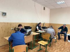 У Харкові розгорнули мобільні ЦНАПи в районах, що постраждали від обстрілів