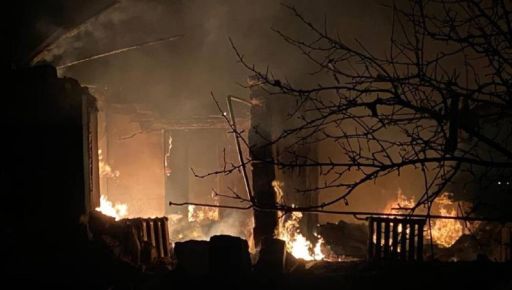 Горящие дома и выгоревшие автомобили: полиция показала последствия обстрелов Харьковской области