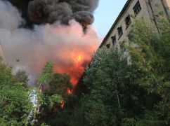 Пожежа на заводі в Харкові: Офіційна інформація ДСНС і кадри з місця