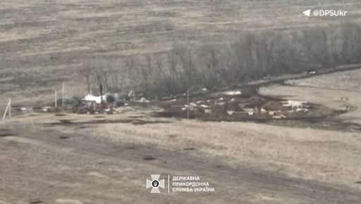 В Харьковской области пограничники уничтожили вражеский комплекс наблюдения: Кадры из воздуха