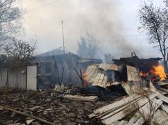 12 пожеж одночасно: На Харківщині рашисти масовано обстріляли село