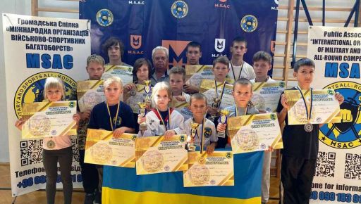 Серебро для команды: Маленькие харьковчане отличились на международном турнире по многоборью