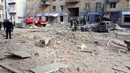 В центре Харькова после удара ракеты спасли трех человек (дополнено)