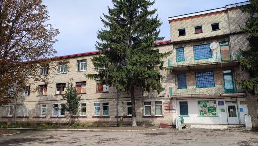 Как выглядит больница в Золочеве на Харьковщине после 8 обстрелов (ФОТОРЕПОРТАЖ)