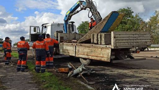 Дорожники розпочали розчищати від слідів бойових дій трасу з Харкова на Вовчанськ