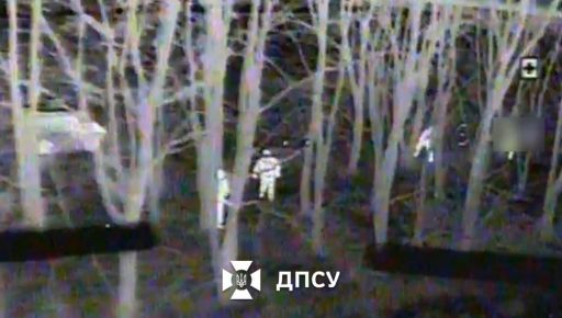 В Харьковской области операторы БПЛА "поджарили" технику и скрывавшихся в лесу россиян