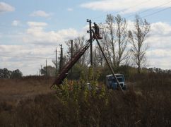 Пошкоджено майже 80% повітряних ліній: Енергетики розпочали роботи в селі на Чугуївщині