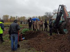 В Харьковской области обнаружили место массового захоронения украинских военных