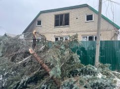 На Харківщині російські терористи вдарили по приватному будинку: Постраждала людина