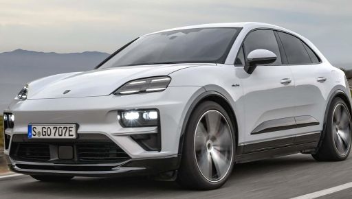У Харкові акушерка з обласної лікарні взяла кредит на 1,7 млн грн і купила Porsche - декларація