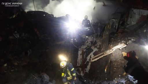 ​​Рятувальники розповіли, куди поцілили росіяни під час вечірнього ракетного удару по Харківщині