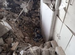 В ГСЧС рассказали, как спасали "охранника" под завалами аптеки в Купянске