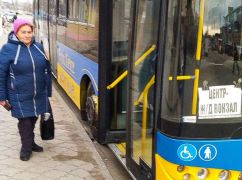 У Балаклії вийшов на маршрут міський автобус, подарований вінничанами