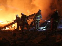 Спасатели рассказали о масштабном пожаре, произошедшем после ракетной атаки на Харьков