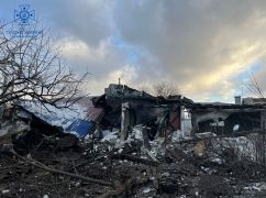Обстрел частного сектора: Спасатели показали последствия "прилетов" по Купянску