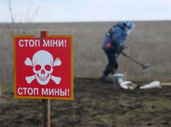 В Харьковской области в поле подорвался тракторист