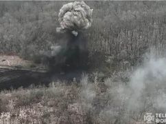 На Харьковщине пограничники уничтожили опорный пункт россиян: Кадры точной работы