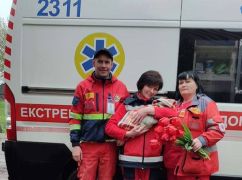 Харьковчанка родила дочь по дороге в больницу