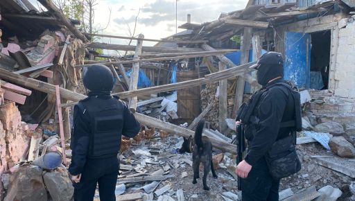 Окупанти потрощили житлові будинки на Харківщині: У поліції показали наслідки обстрілів