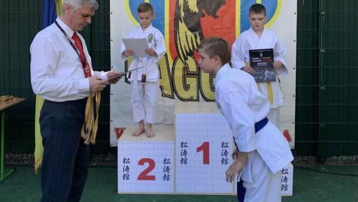 Юні харківʼяни вибороли медалі на всеукраїнських змаганнях із карате