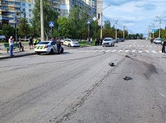В Харькове в ДТП у парковки погиб таксист