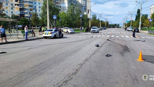 У Харкові в ДТП біля парковки загинув таксист