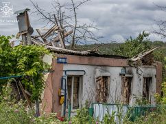 На Харківщині родина, чий будинок зруйнувала авіація рф, отримала нове житло