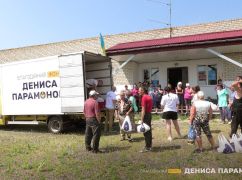 Фонд Дениса Парамонова передал помощь 320 семьям из деоккупированных громад в Харьковской области
