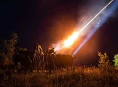 Генштаб повідомив про авіаудар і обстріли на Харківщині: Де було найгарячіше