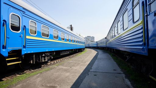 В Харьковской области временно остановились поезда