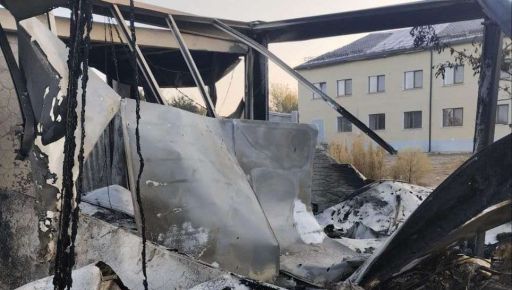 Росіяни вщент зруйнували модульні будинки медиків на Харківщині: Фото з місця