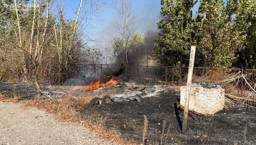 У Вовчанську ліквідували пожежу після ворожого обстрілу