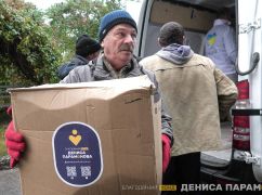 Фонд Дениса Парамонова передал оснащение в три больницы Харьковской области