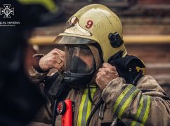 В Харькове из горящей квартиры спасли пожилого мужчину