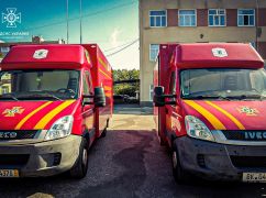 Автопарк харьковских спасателей пополнился двумя мастерскими на колесах
