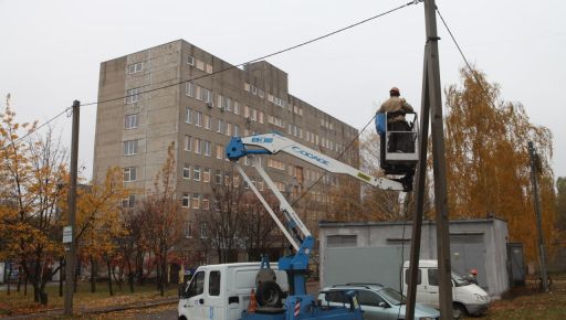 Харківські енергетики підключили до мережі модульні будинки медиків на Салтівці