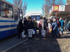 Волонтеры эвакуировали из-под обстрелов на Харьковщине 40 человек