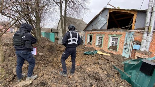 Росія обстрілює Харківщину: Поліція показала нові кадри з місць "прильотів"