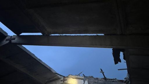 Под Харьковом в результате дроновой атаки пострадал гражданский объект: фотографии с места