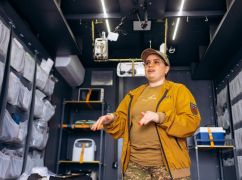 Харківські підрозділи отримали від благодійників мобільні стабілізаційні пункти