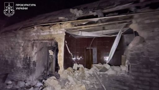 Прокуратура показала последствия атаки на село в Лозовском районе: пострадали пять человек