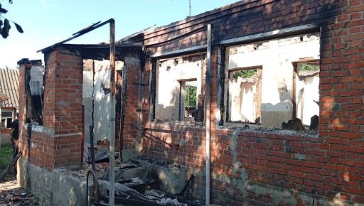 Оккупанты дотла сожгли дома на Харьковщине: фото последствий ударов