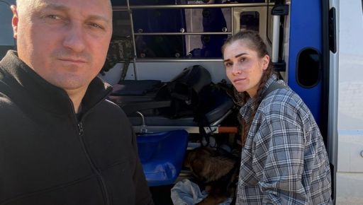 На Харьковщине полицейские спасли на дороге травмированную собаку