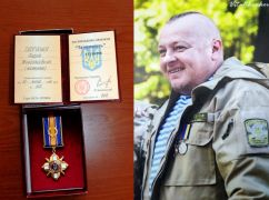 На Валківщині нагороду загиблого воїна вручили батьку