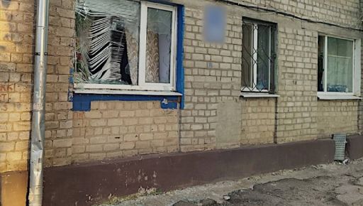 У Харкові чоловік понад три години утримував і бив двох жінок: його взяли під варту