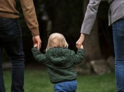 Після розлучення: як через суд встановити графік спілкування з дитиною