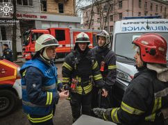 Из-за ракетного удара в центре Харькова произошло несколько пожаров