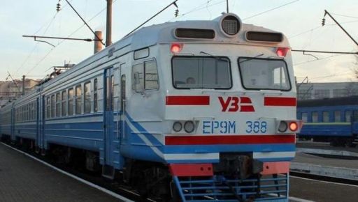 Через обстріли РФ затримуються потяги на Харківщині: які рейси вибилися з графіка